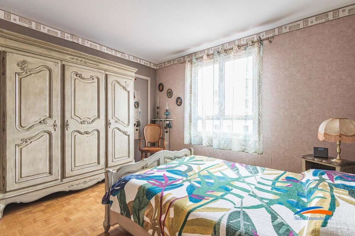   - Appartement à REIMS