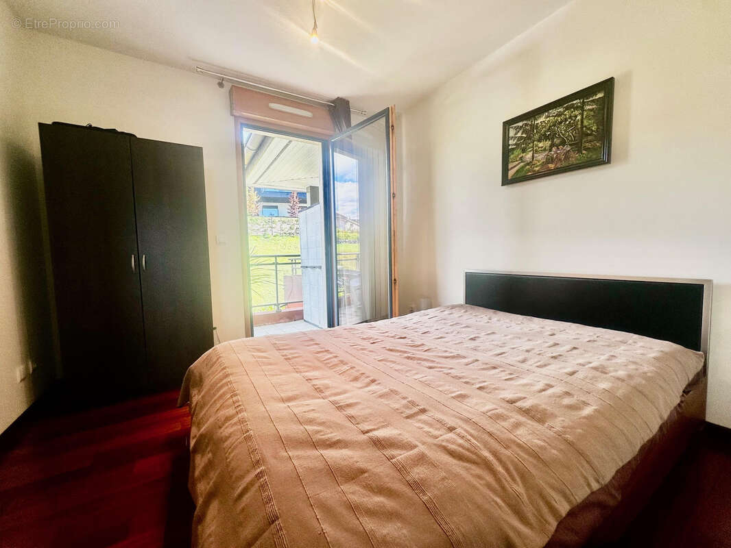 Appartement 3 pièces à Evian-les-Bains, avec balcons et garage - photo 3