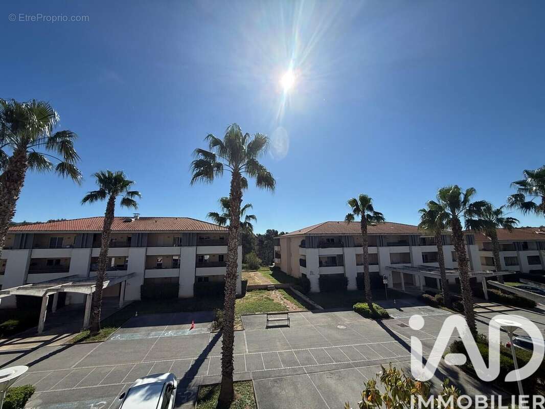 Photo 3 - Appartement à ROQUEBRUNE-SUR-ARGENS