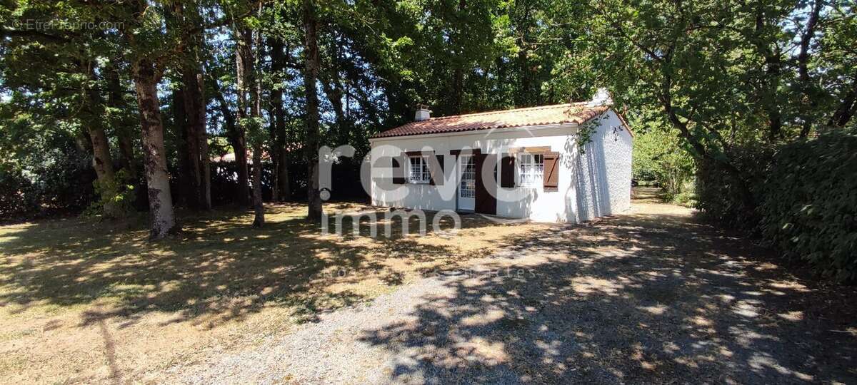 Maison 55 m² à Saint-Colomban  - photo 10
