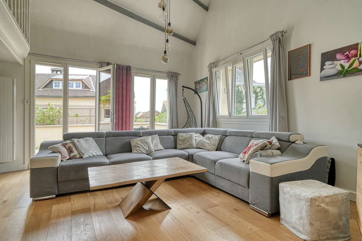 Maison à LES ALLUETS-LE-ROI