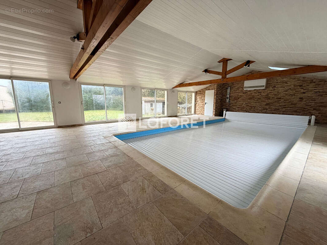 Maison à SOMME-BIONNE