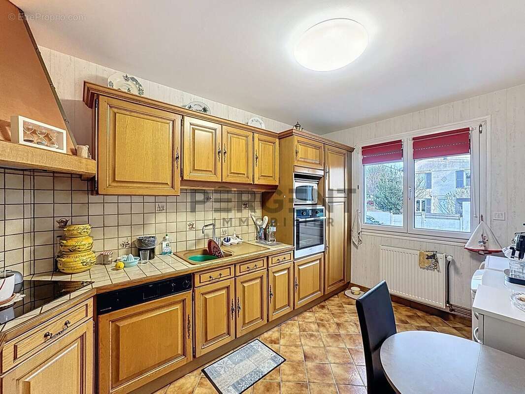 Maison à CHARLEVILLE-MEZIERES