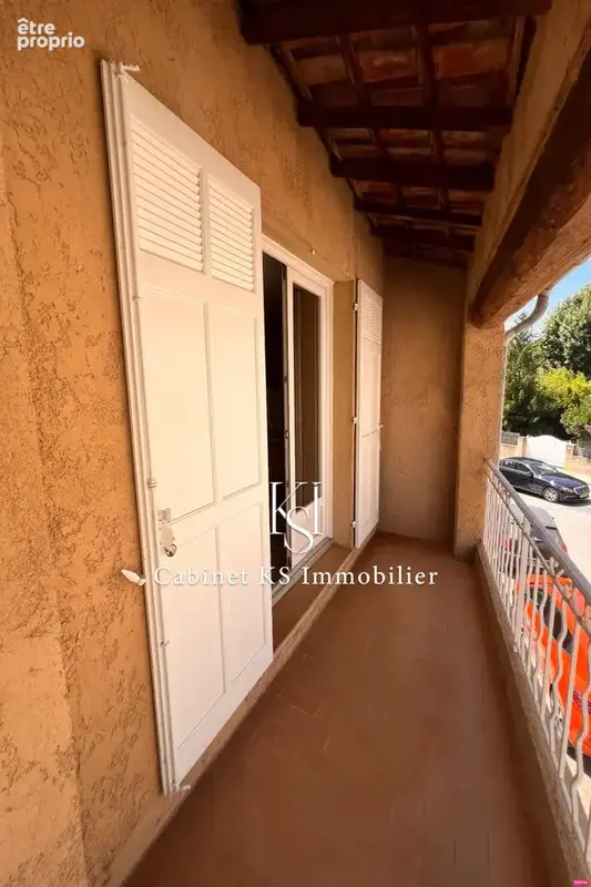 Maison 5 pièces 110 m² à vendre à Brue-Auriac (83119) - photo 8