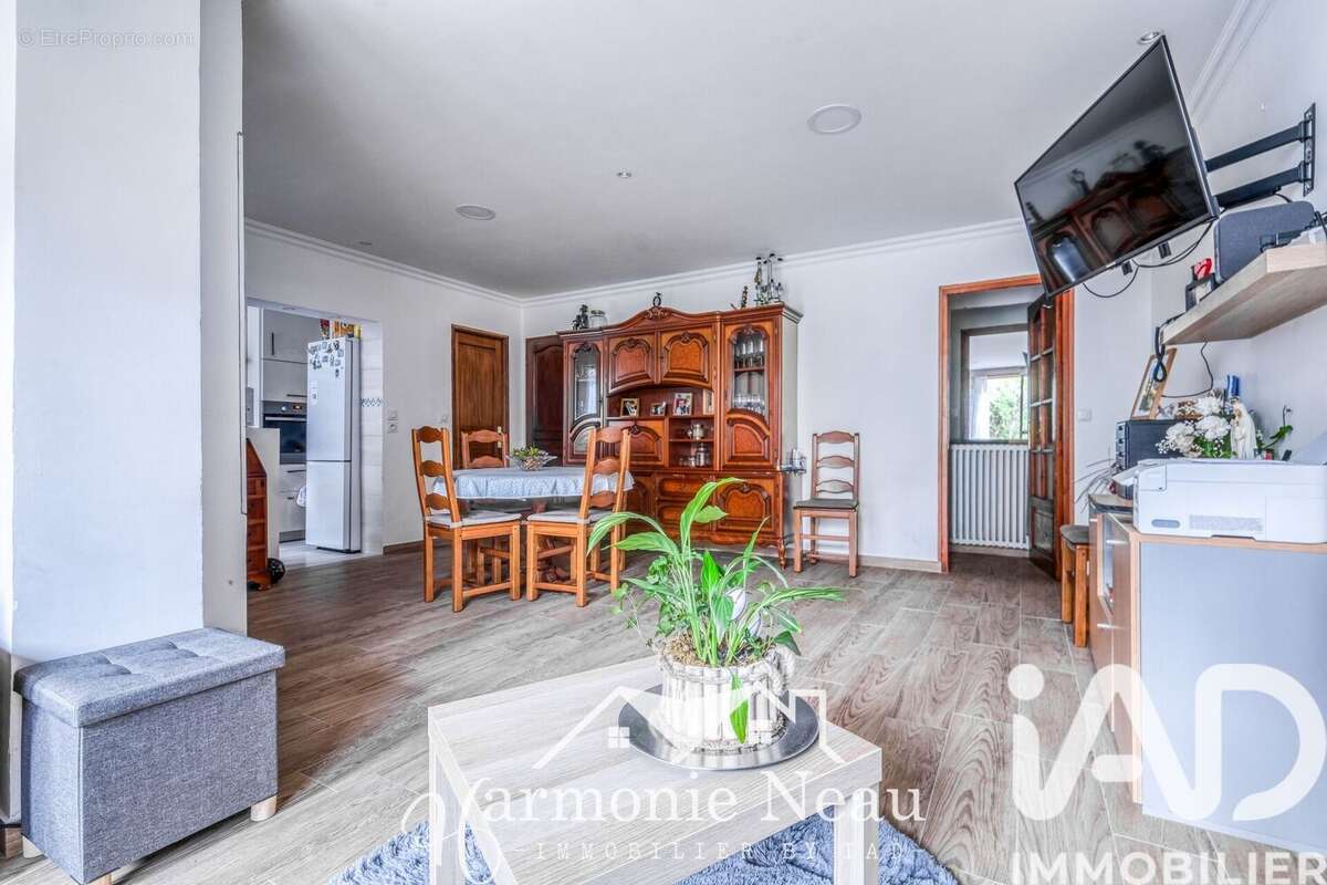 Photo 4 - Maison à LIVRY-GARGAN