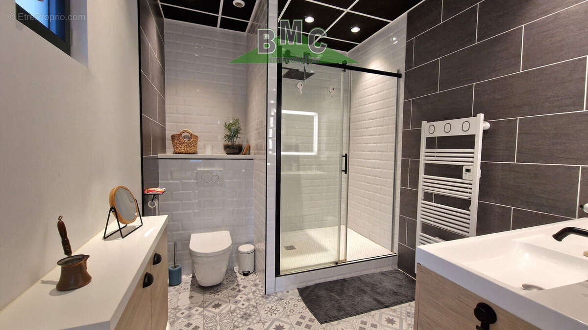 Appartement à LE PLESSIS-BOUCHARD