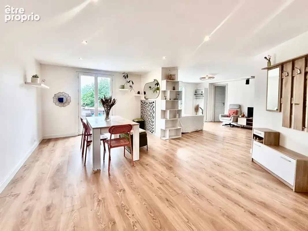 Photo Appartement à Drumettaz-Clarafond au prix de 339 000€