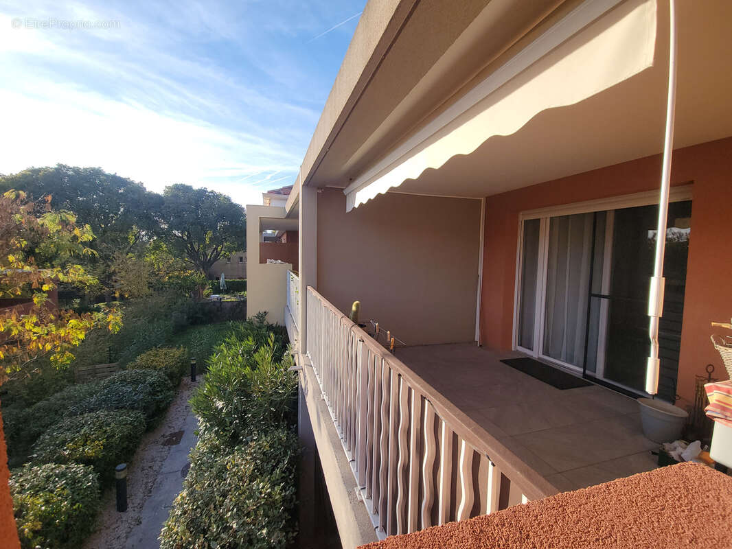 Appartement à OLLIOULES