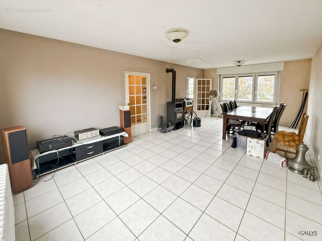 Maison à MOULINS-LES-METZ