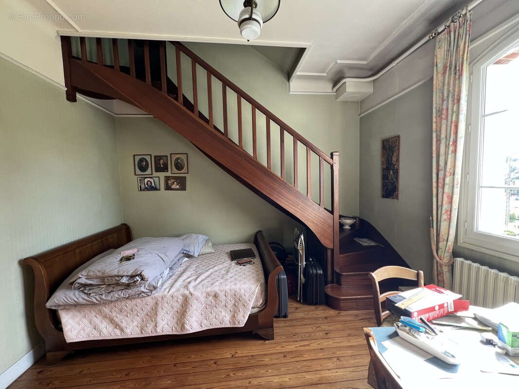 Maison à GRUCHET-LE-VALASSE