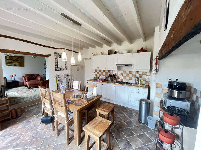 Maison à LEBIEZ