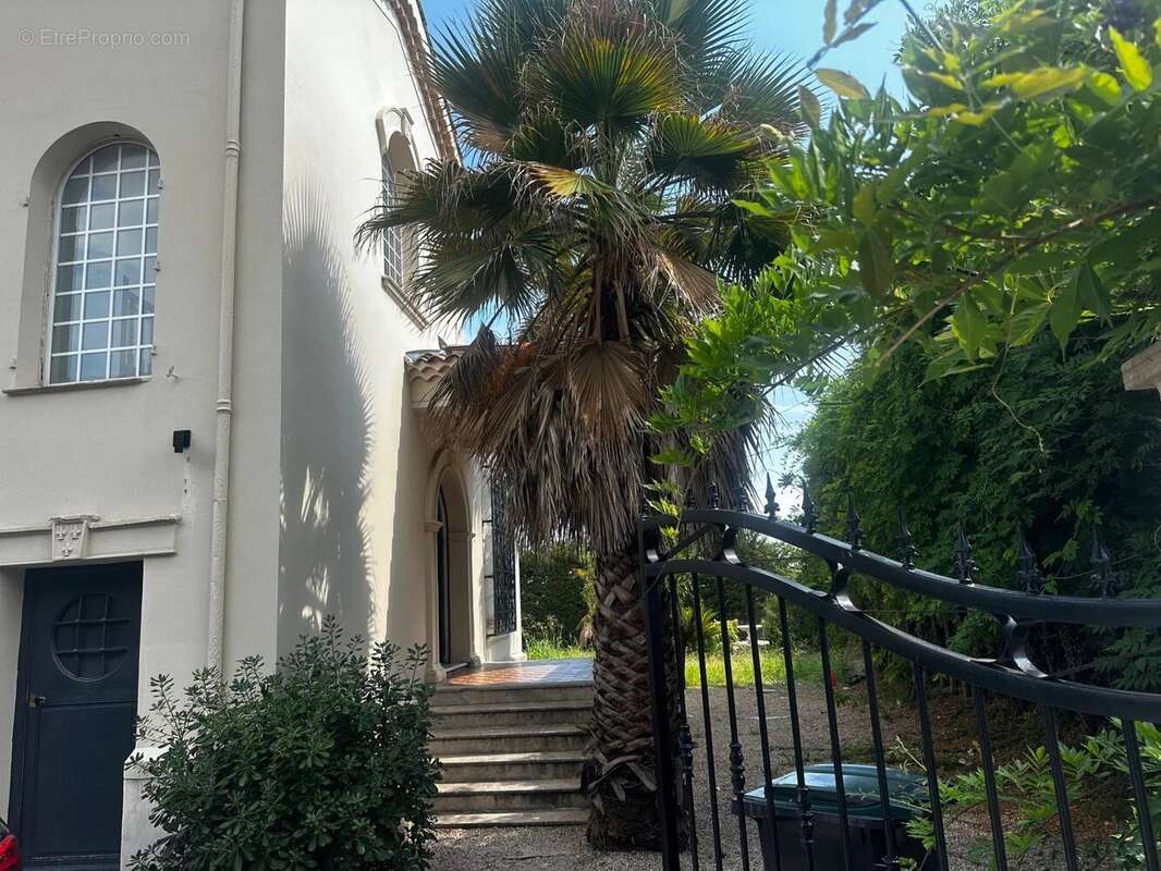 Maison à CAGNES-SUR-MER