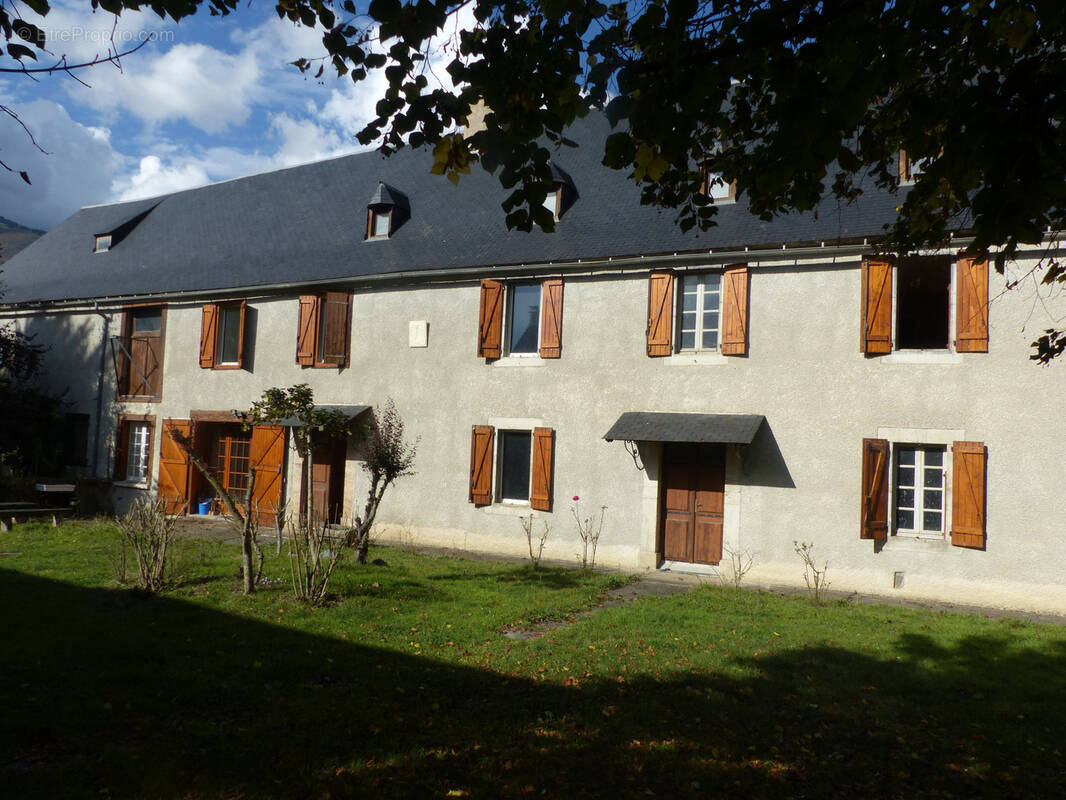 Maison à BAZUS-AURE