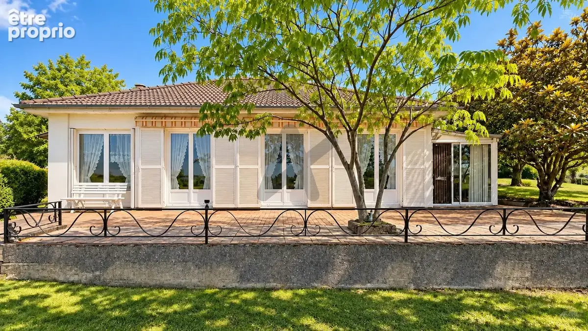 Photo Maison à Lissieu au prix de 365 000€
