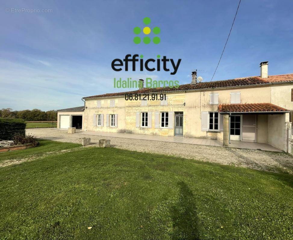 Maison à SAINT-BRIS-DES-BOIS