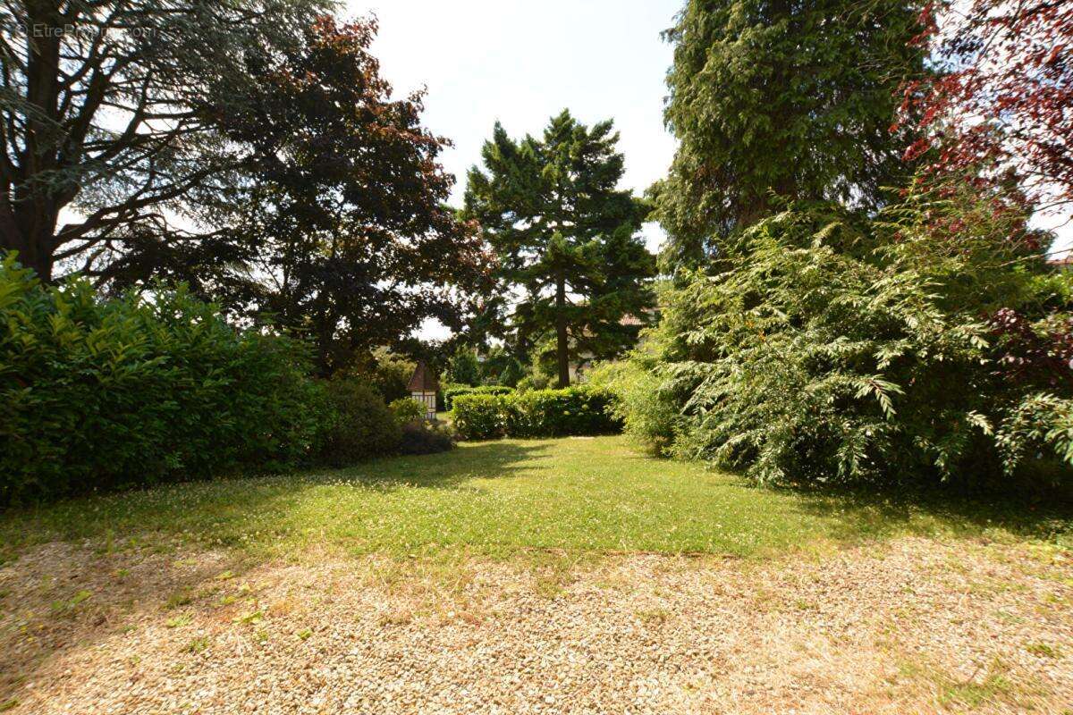 Maison à MONTMORENCY