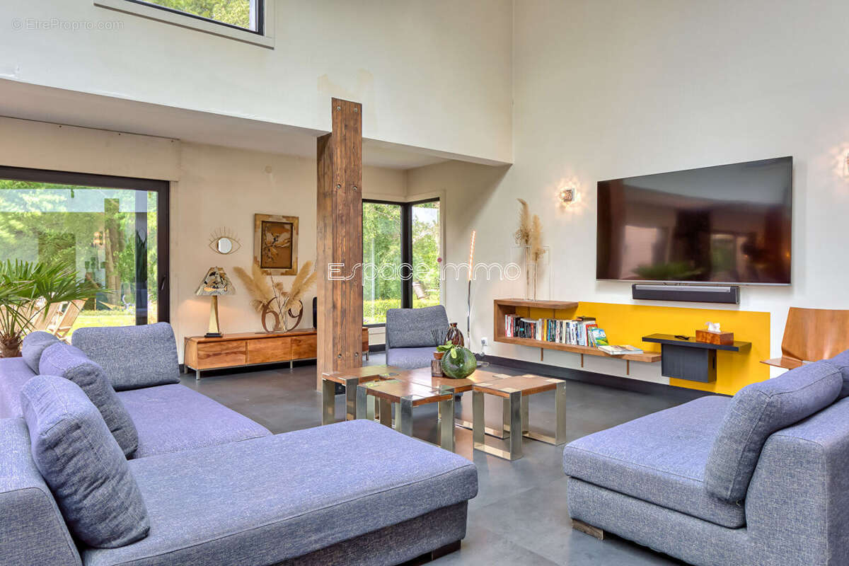 Maison à ISNEAUVILLE