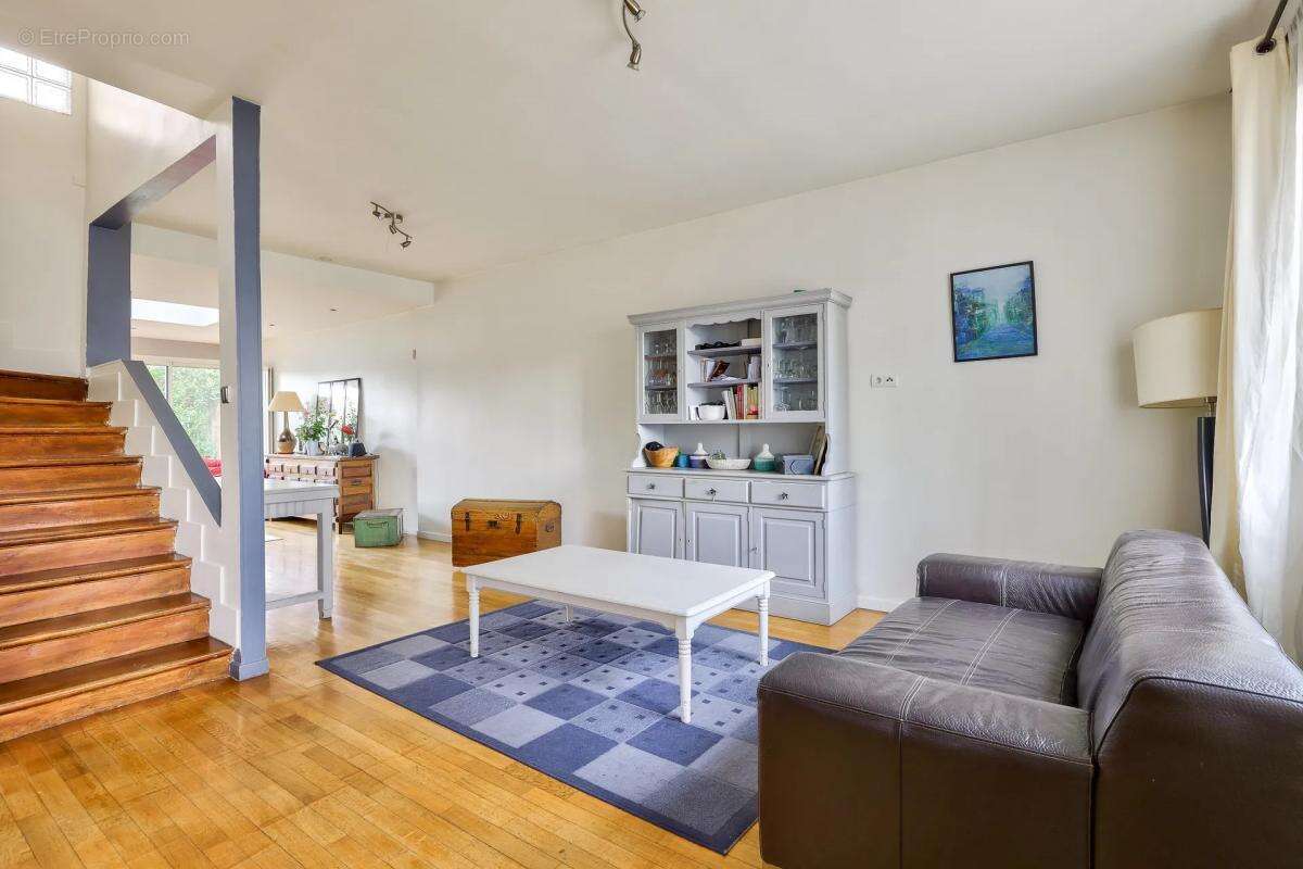 Maison à DEUIL-LA-BARRE