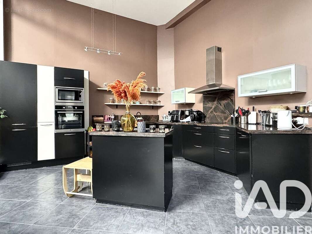 Photo 4 - Commerce à ROUBAIX