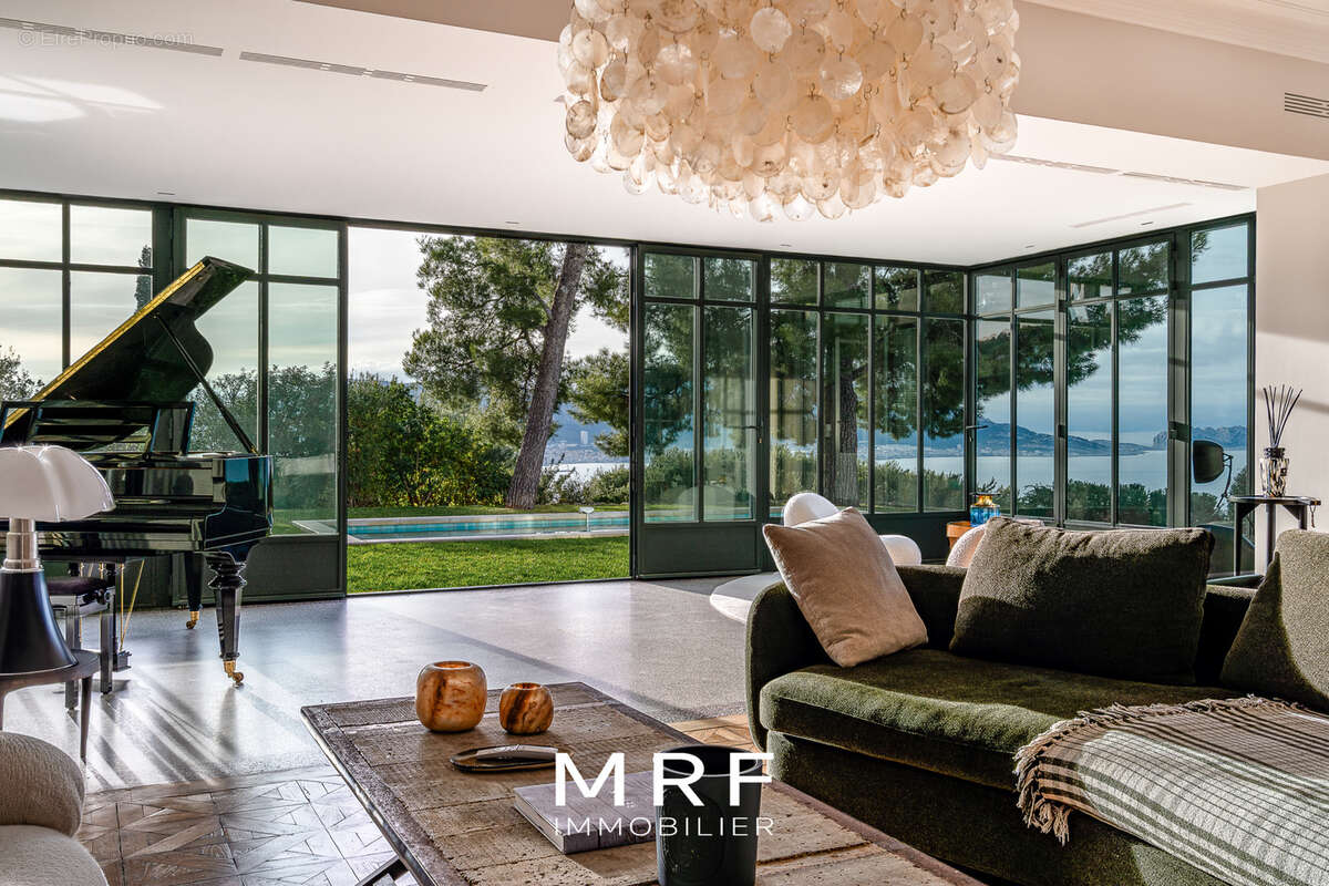 Maison à MARSEILLE-7E