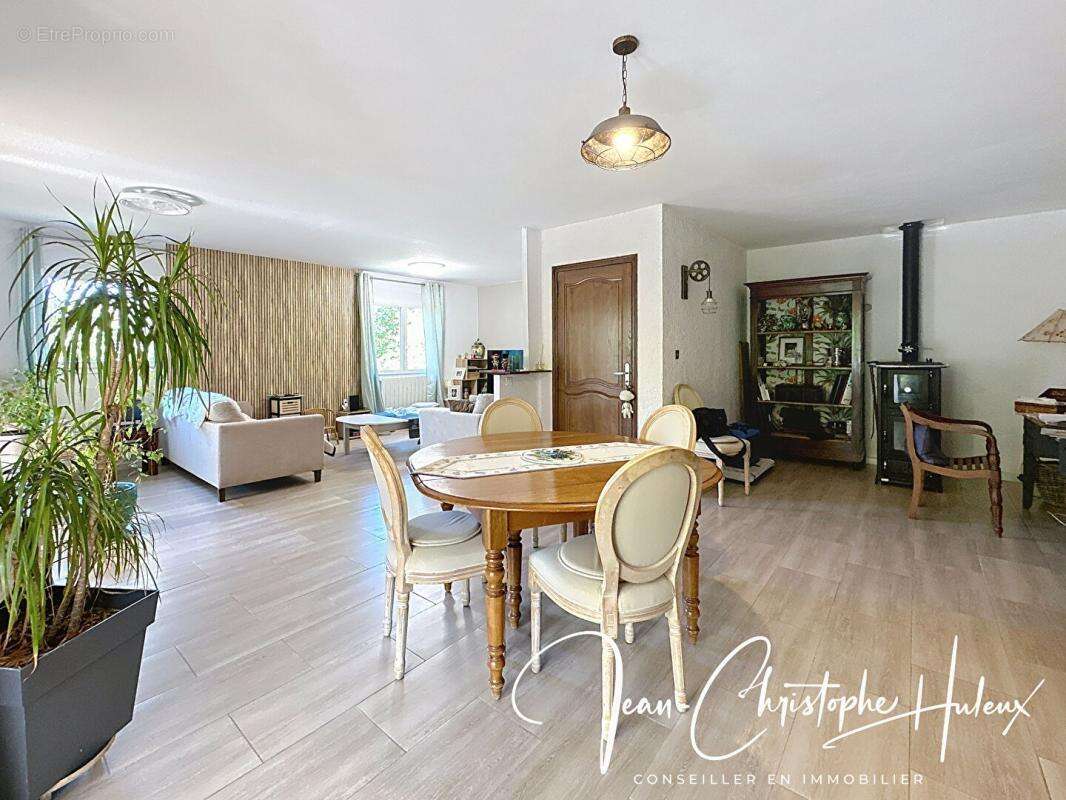 Maison à SAINT-AMBROIX