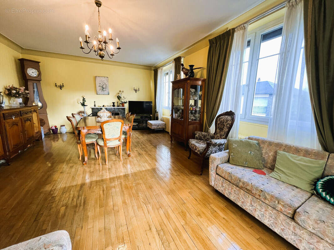 Maison à SAINTE-FORTUNADE