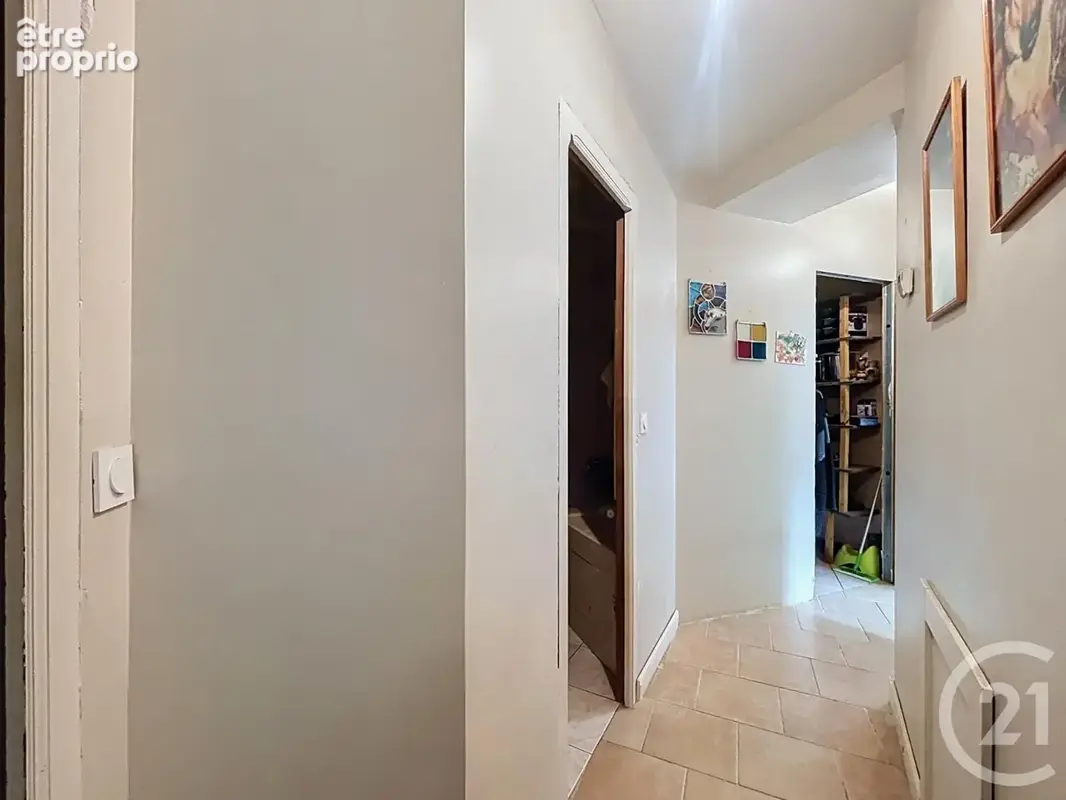 Maison 5 pièces 133 m² à vendre à Chartres (28000) - photo 5