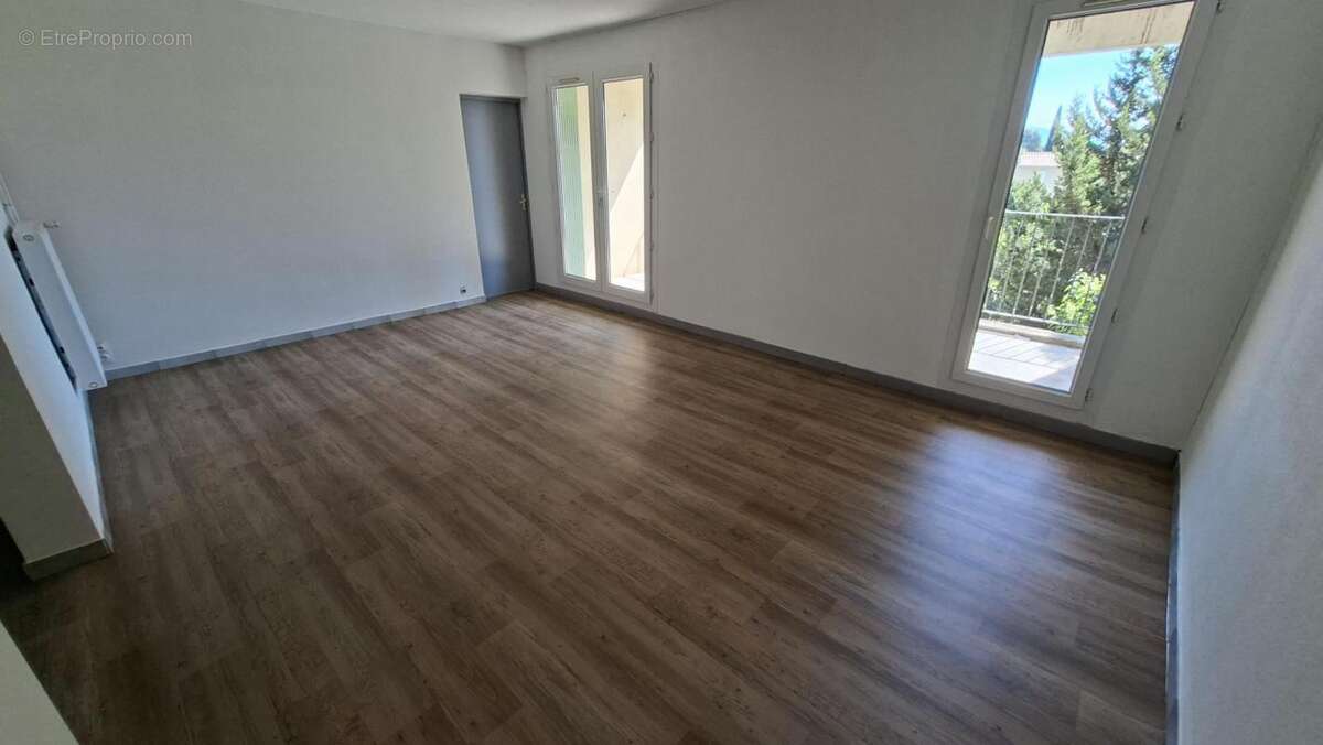 Appartement à LE THOR