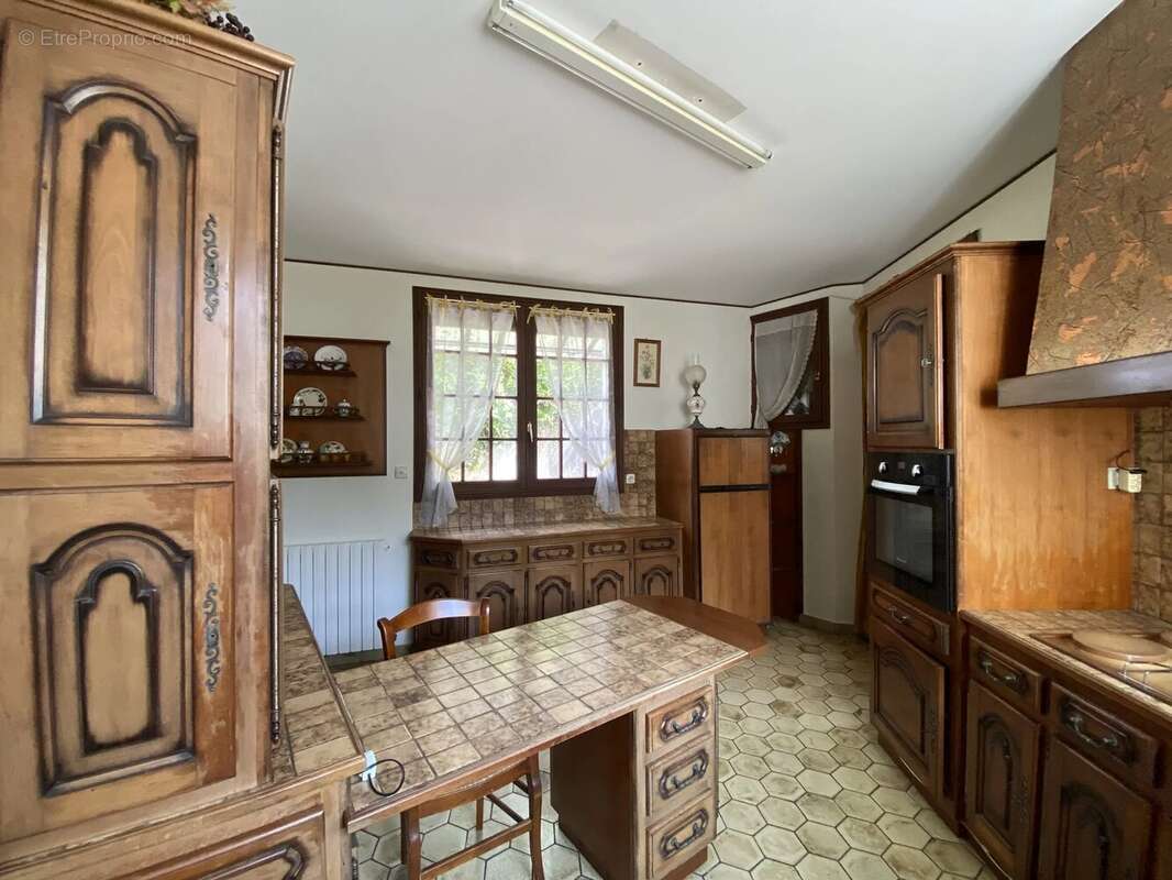 Belle maison familiale avec grand jardin à Bellac - photo 4