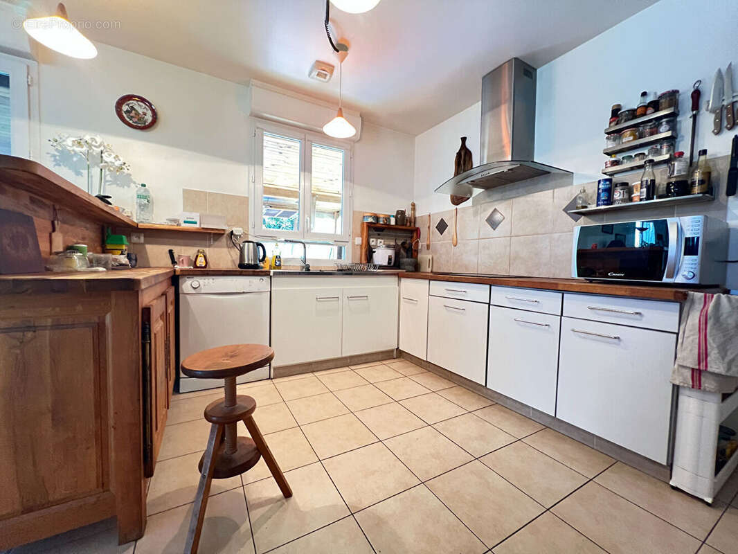 Maison à LES MATHES