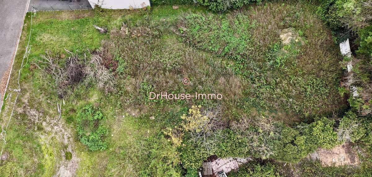 Terrain 2449 m² à Amilly  - photo 11