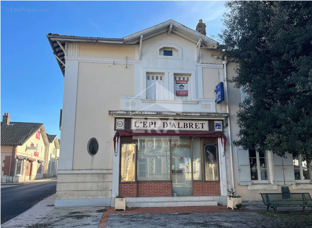 Autre à LABRIT