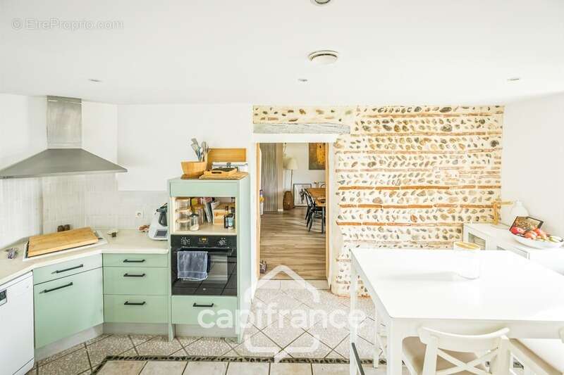 Maison à COLAYRAC-SAINT-CIRQ