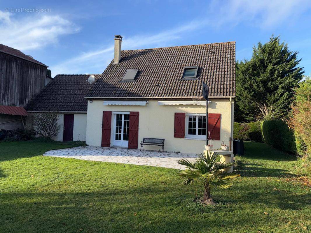 Maison à SAINT-JUST-EN-CHAUSSEE