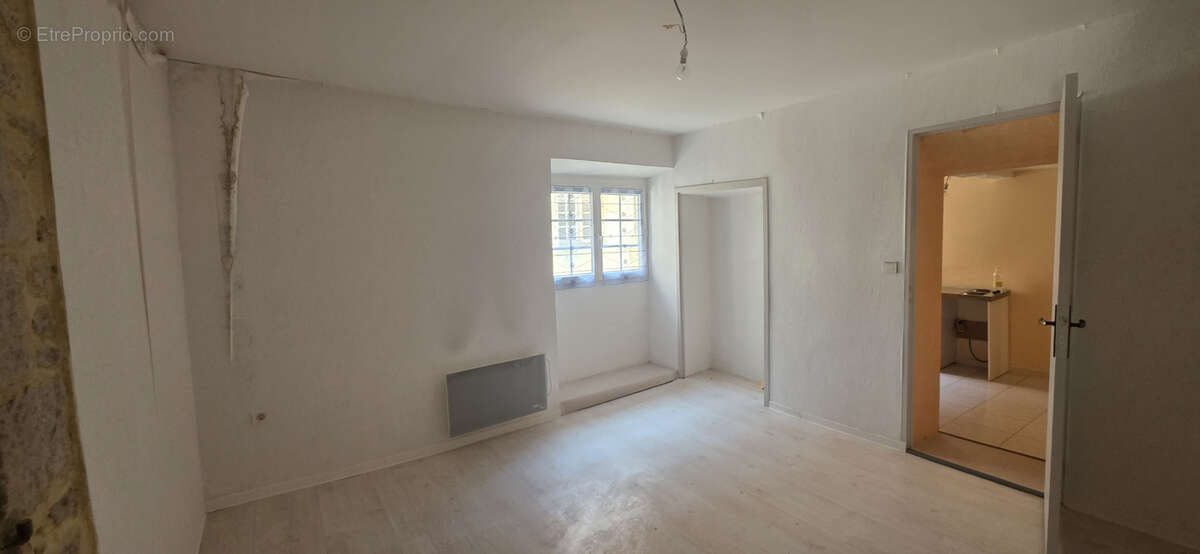 EXCLUSIVITÉ   Maison de village au cœur des remparts de La Cavalerie - photo 9