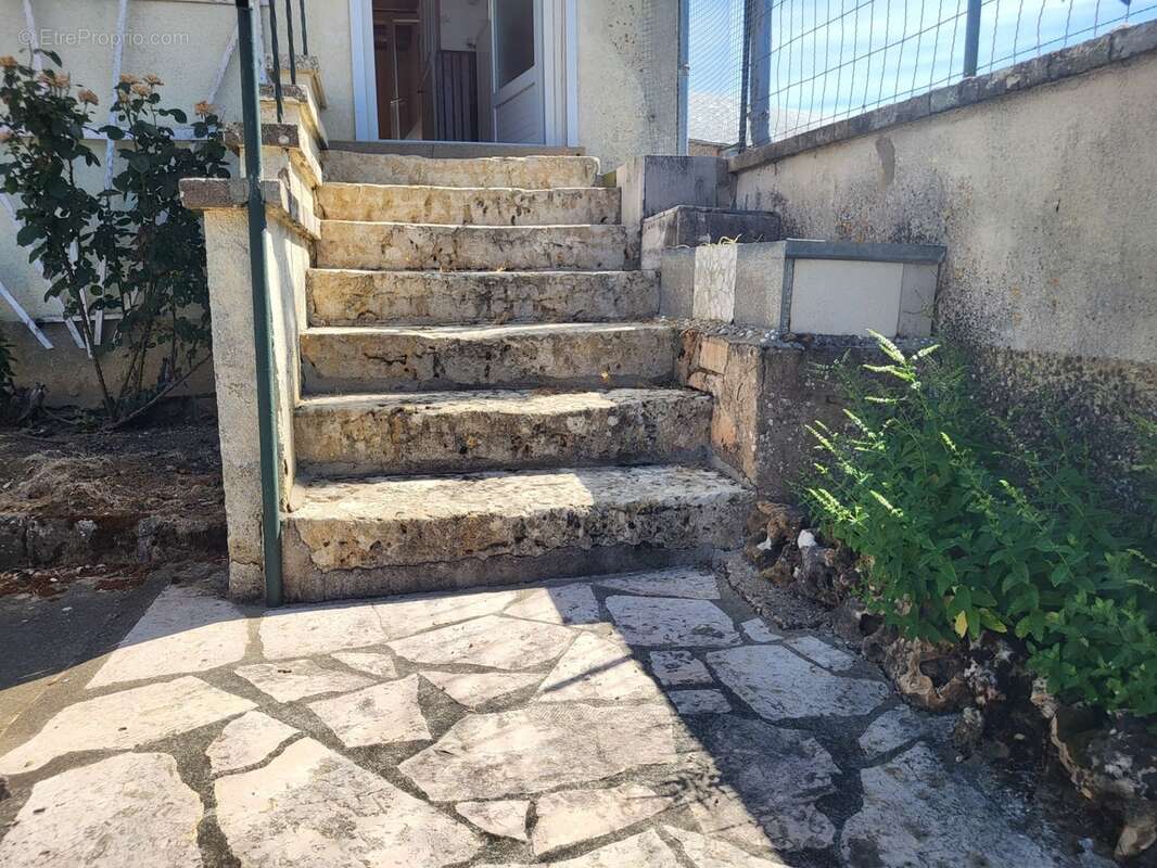 Maison à vendre 5 pièces THENEZAY (79) Terrain 771 m² - photo 7
