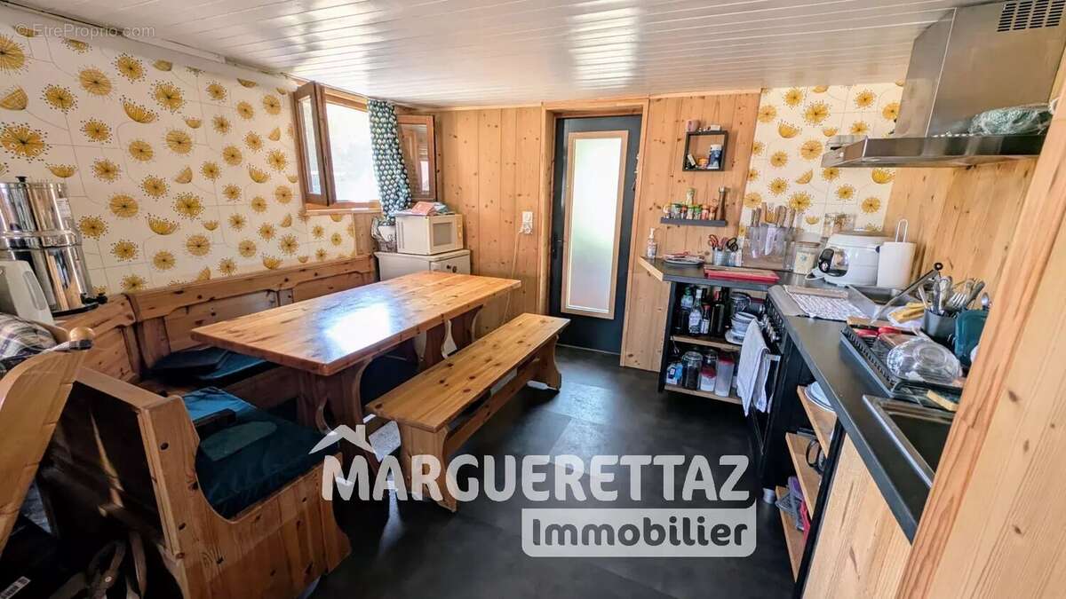 Maison à SAINT-JEAN-DE-THOLOME