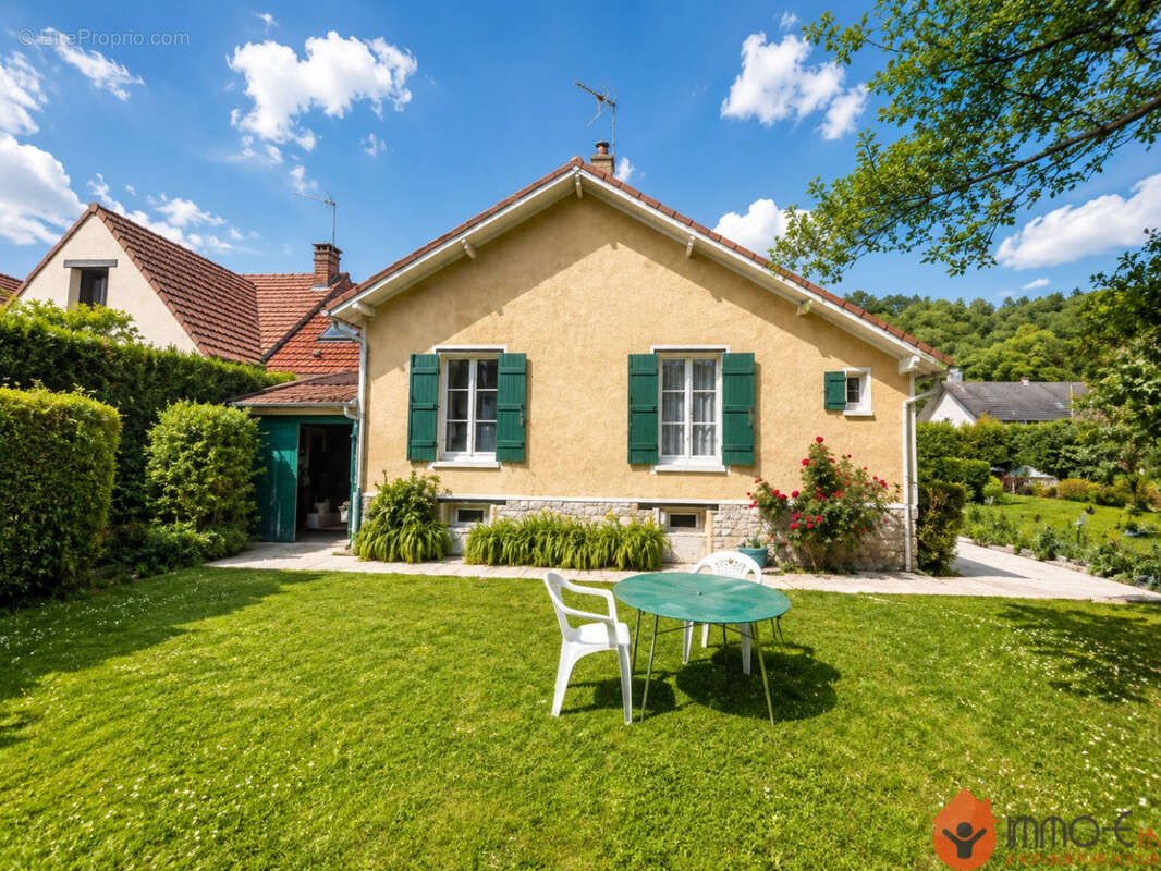 Maison à COUILLY-PONT-AUX-DAMES