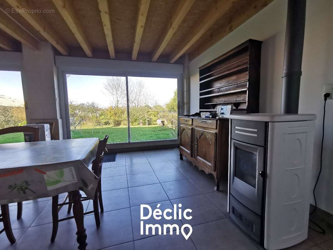 Maison en pierre  149 m²  Le Vanneau-Irleau  Cur du Marais Poitevin - photo 3