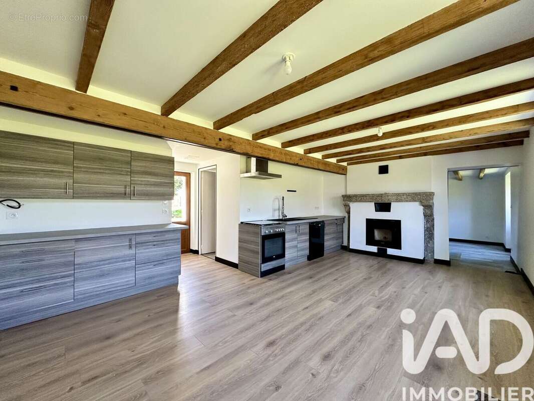 Maison 157 m² à Lageon  - photo 3