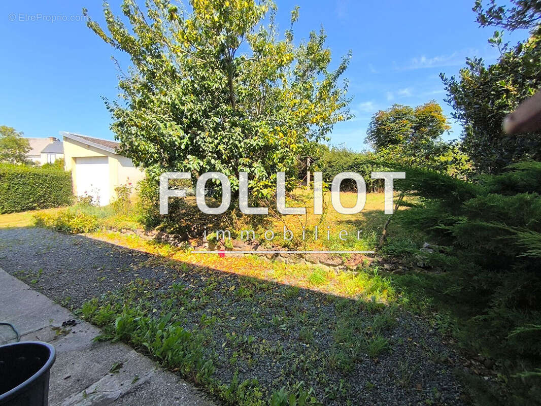 Maison à AGON-COUTAINVILLE