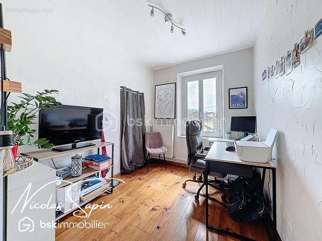 Maison à VARCES-ALLIERES-ET-RISSET