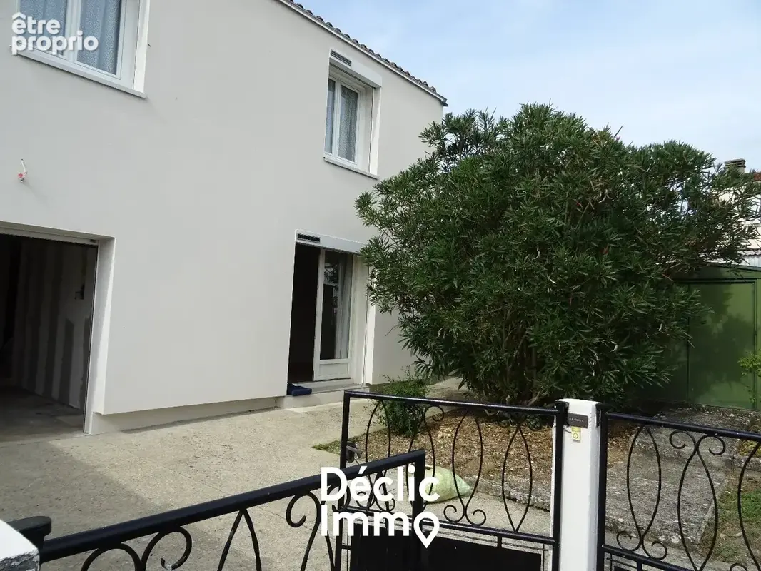 CHANIERS 17610- Maison Mitoyenne de 89 M2 sur Terrain de 458 m2 - photo 4