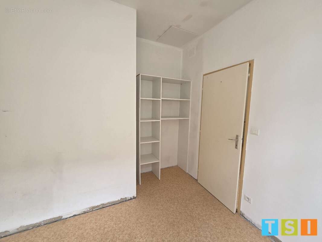 Appartement de 80 m² sur 2 étages avec 1 cour de 43 m², centre ville - photo 12