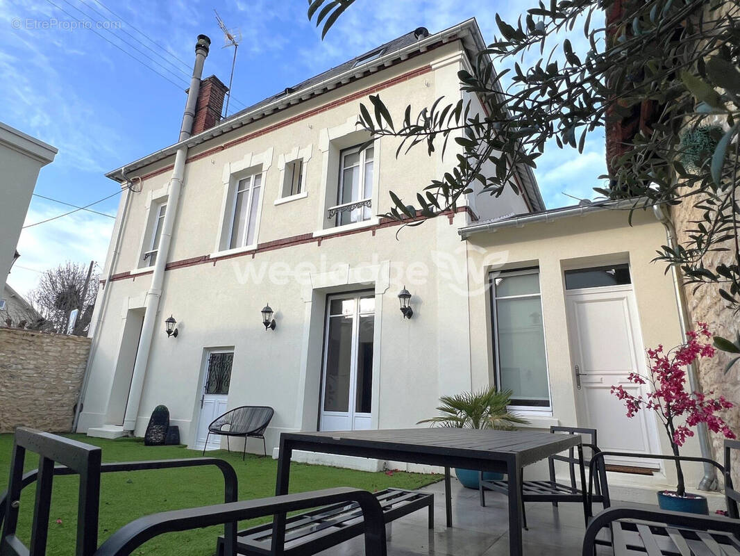 Maison à MANTES-LA-JOLIE