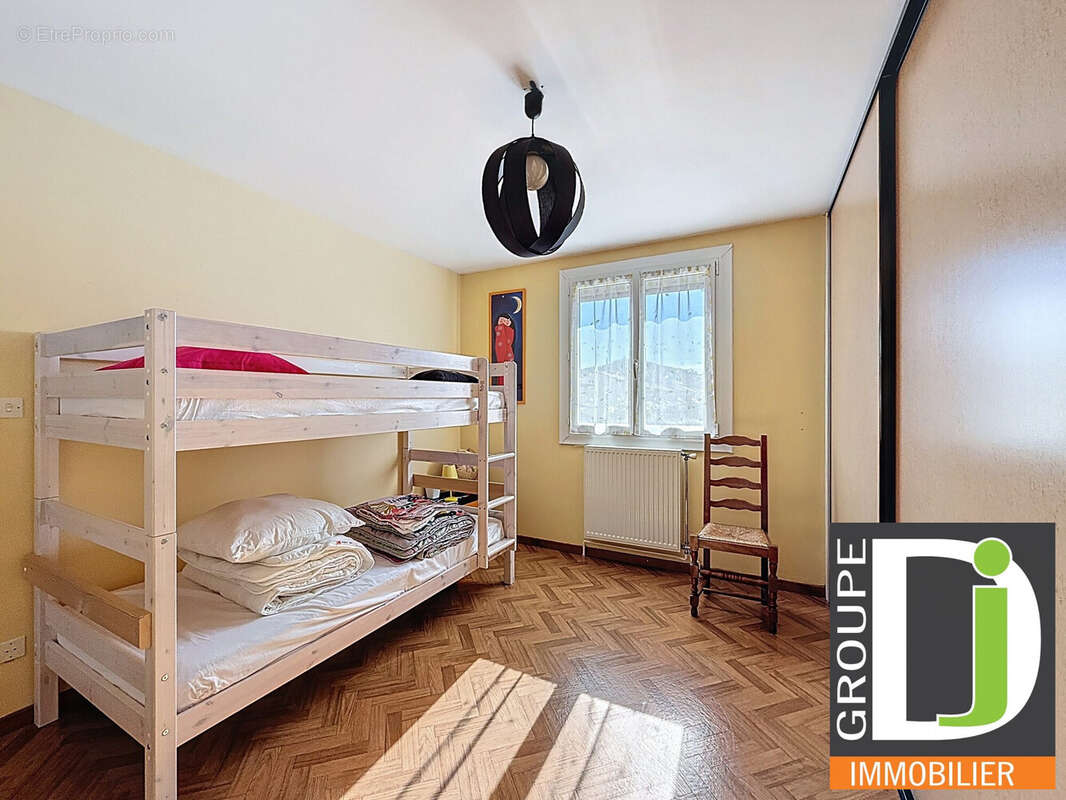 Maison à LIVRON-SUR-DROME