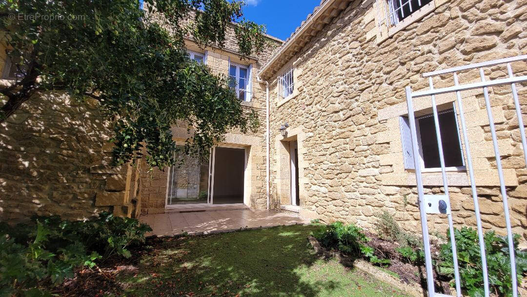 Maison à SERIGNAN-DU-COMTAT