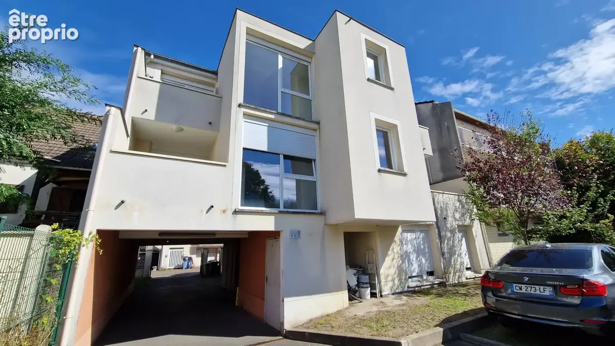 Appartement à TREMBLAY-EN-FRANCE