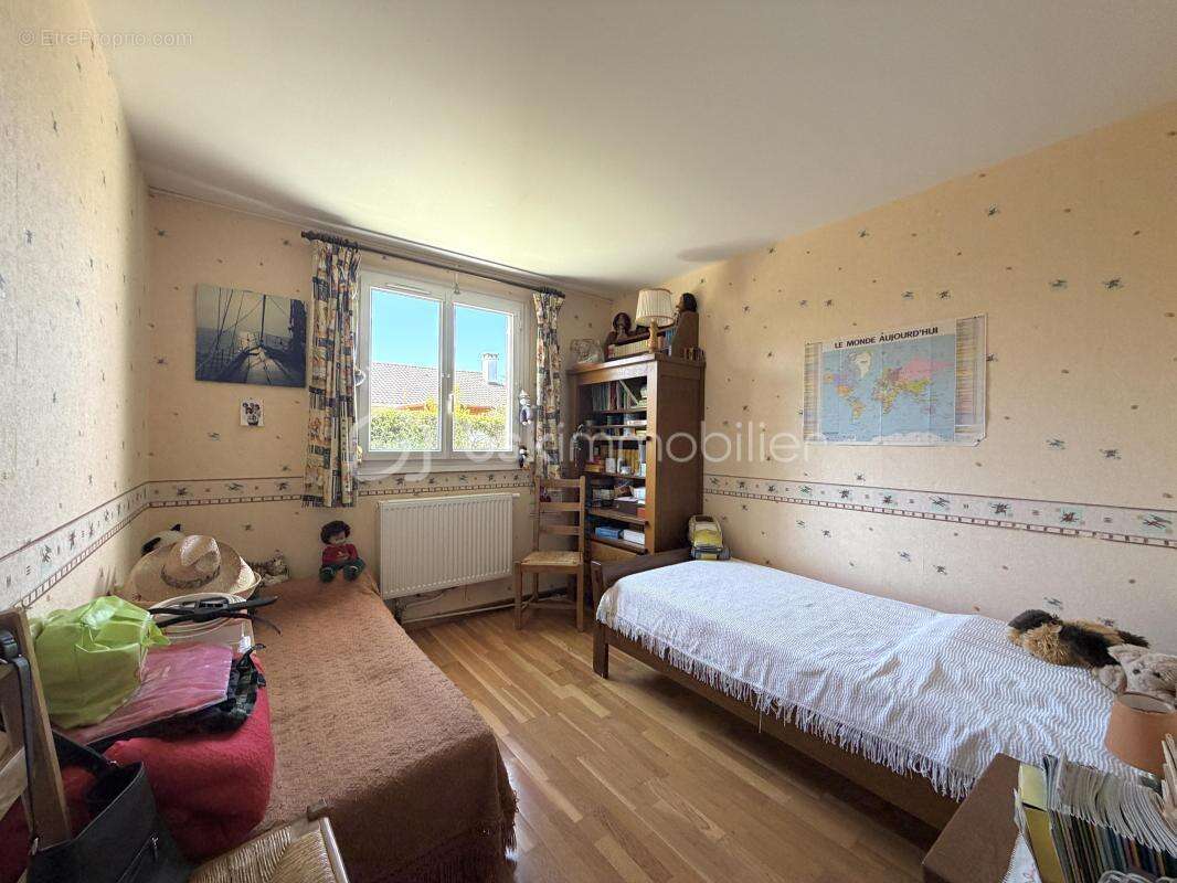 Maison à MAREIL-SUR-MAULDRE