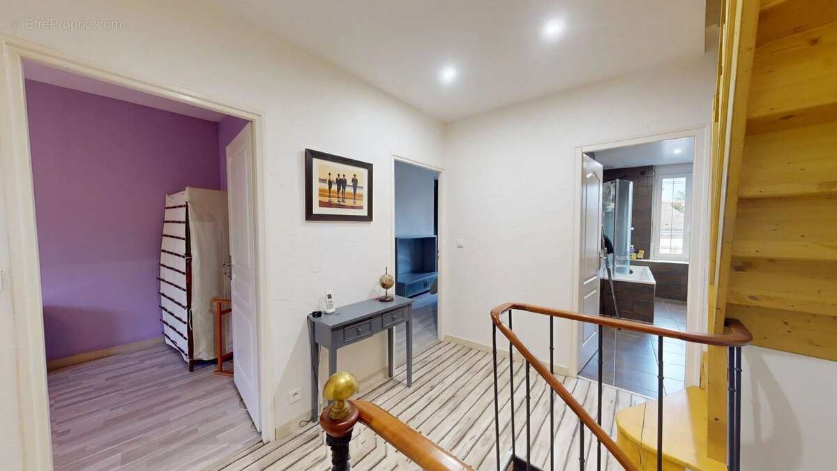 Maison à COURVILLE-SUR-EURE